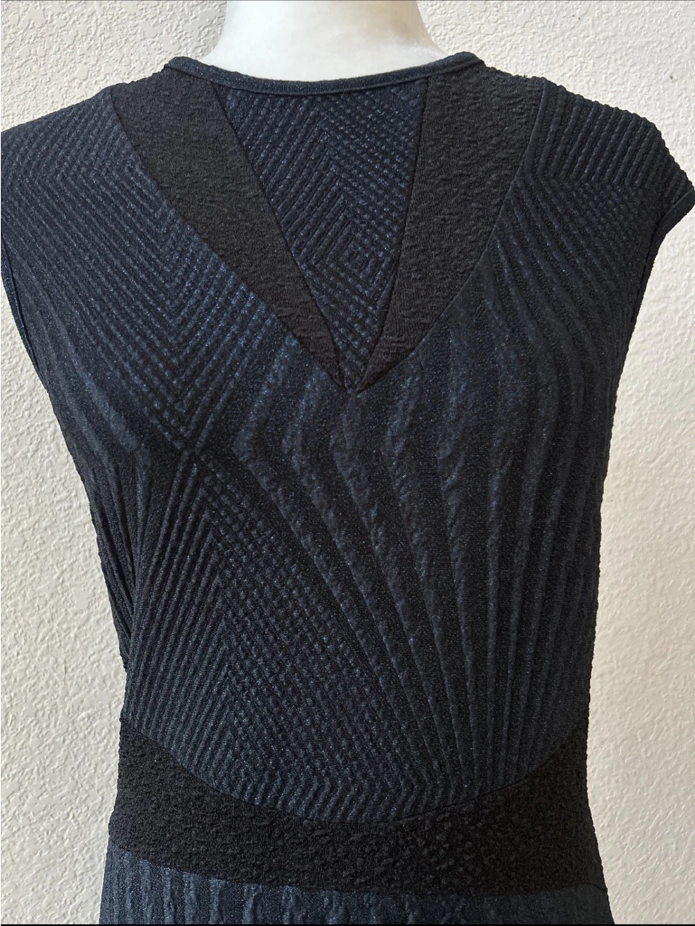Kayla By Tally Taylor Dress M Long Stretchy Knit Geometric Mod glam EUC - Picture 2 of 11